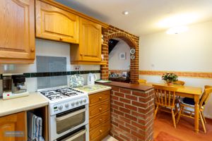 Kitchen/Diner- click for photo gallery